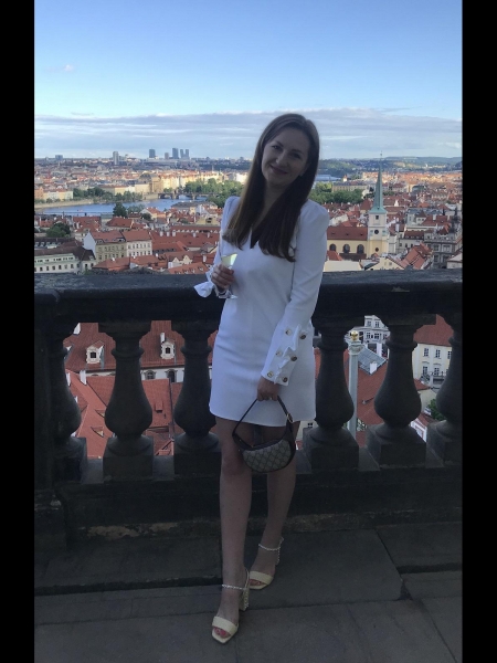 Ekaterina (Prague) / Réf. 92607 / Adhérente Agence Amélie