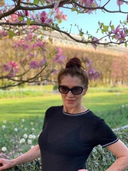 Tatyana (Cannes) / Réf. 92609 / Adhérente Agence Amélie