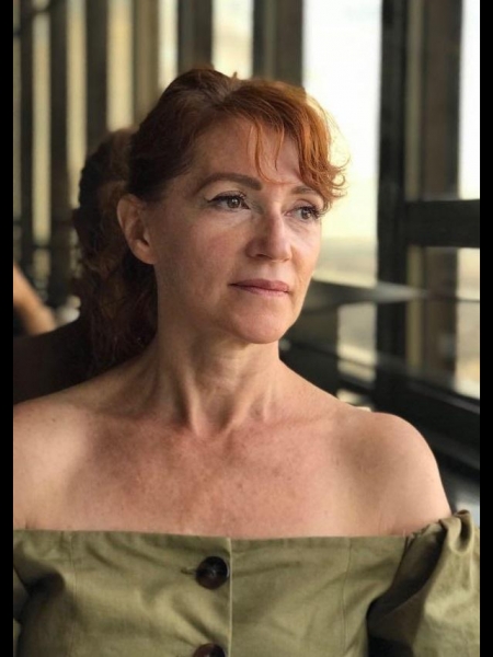 Tatyana (Cannes) / Réf. 92609 / Adhérente Agence Amélie