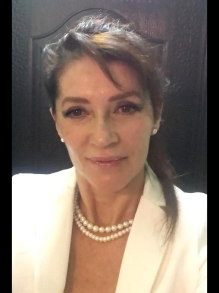 Tatyana (Cannes) / Réf. 92609 / Adhérente Agence Amélie