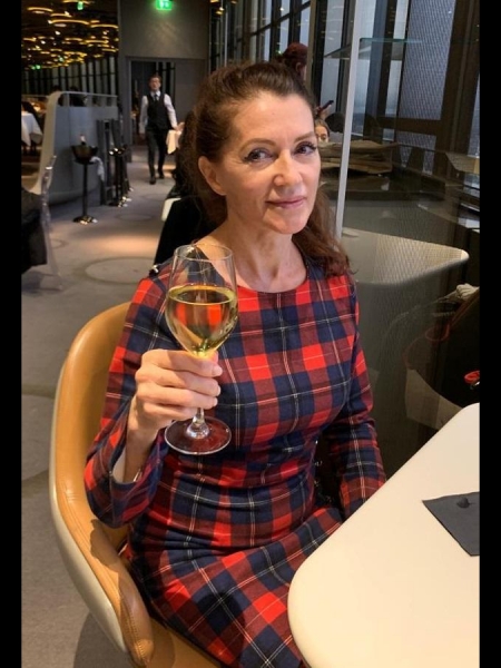 Tatyana (Cannes) / Réf. 92609 / Adhérente Agence Amélie