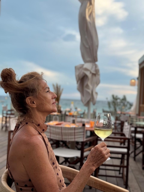 Photo de Tatyana (Cannes) / Réf. 92609 / Agence Amélie