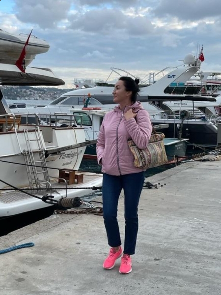 Irina / Réf. 92627 / Adhérente Agence Amélie