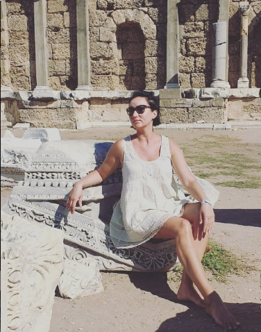 Photo de Irina / Réf. 92627 / Agence Amélie