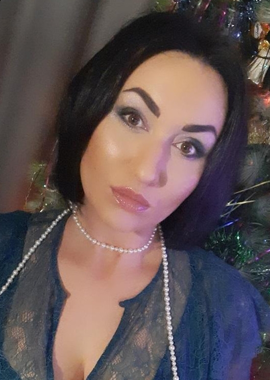 Photo de Irina / Réf. 92627 / Agence Amélie