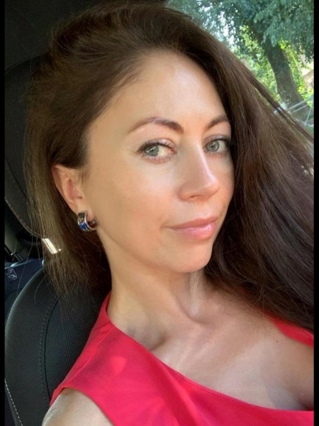 Kseniya (Rome) / Réf. 92632 / Adhérente Agence Amélie