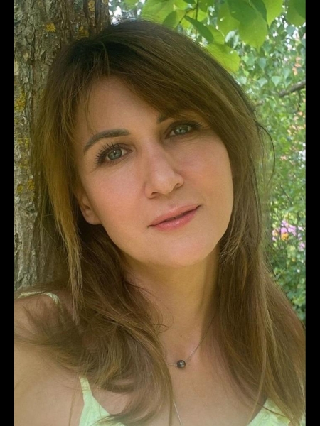 Olga (Nice) / Réf. 92650 / Adhérente Agence Amélie