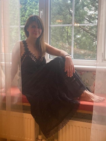 Olga (Nice) / Réf. 92650 / Adhérente Agence Amélie