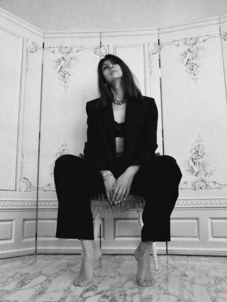 Olga (Nice) / Réf. 92650 / Adhérente Agence Amélie