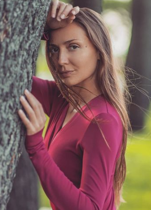 Photo de Arianna / Réf. 92655 / Agence Amélie