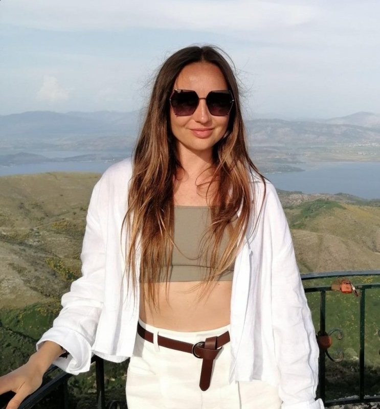 Photo de Arianna / Réf. 92655 / Agence Amélie