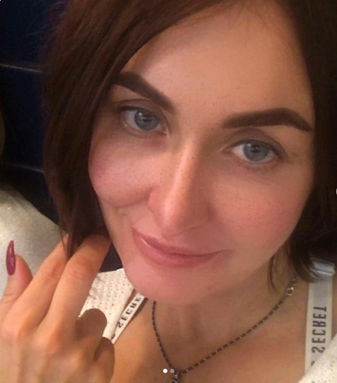 Photo de Irina / Réf. 92672 / Agence Amélie