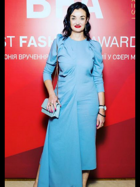 Ganna (Allemagne) / Réf. 92673 / Adhérente Agence Amélie