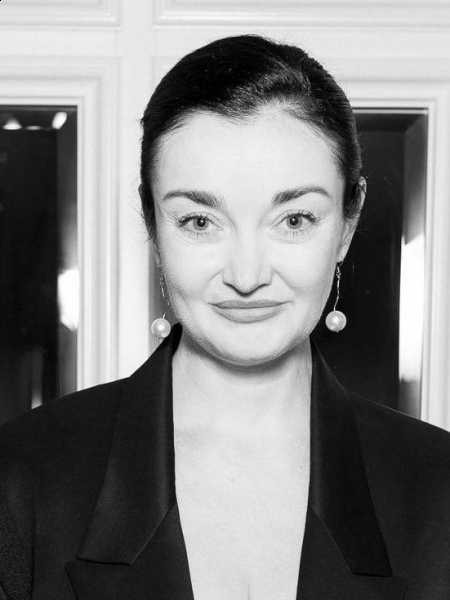 Ganna (Allemagne) / Réf. 92673 / Adhérente Agence Amélie