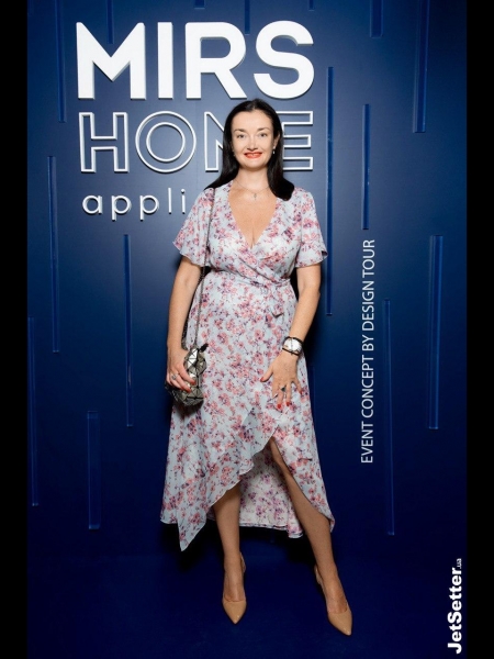 Ganna (Allemagne) / Réf. 92673 / Adhérente Agence Amélie