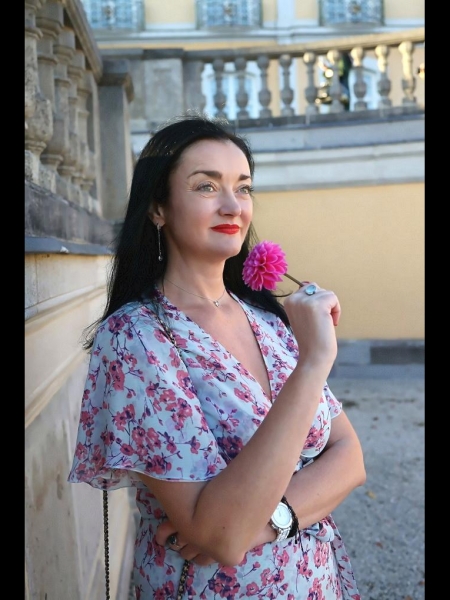 Ganna (Allemagne) / Réf. 92673 / Adhérente Agence Amélie