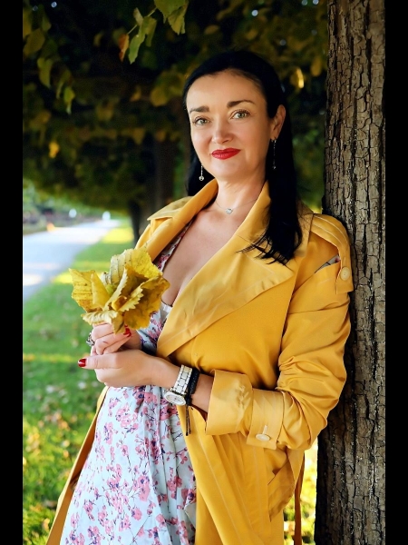 Ganna (Allemagne) / Réf. 92673 / Adhérente Agence Amélie