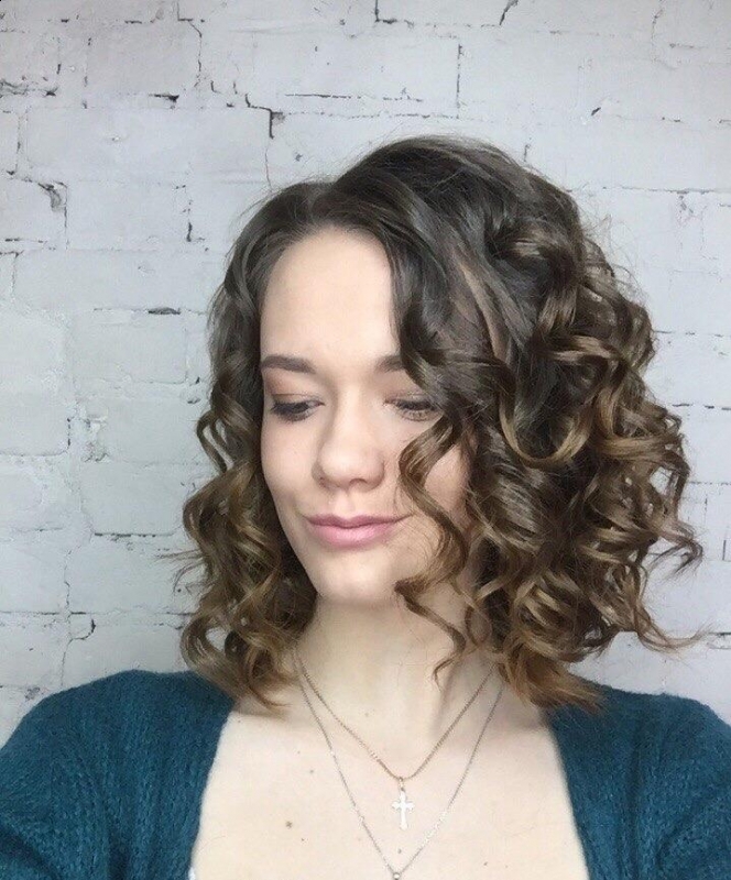 Photo de Evgeniya (Paris) / Réf. 92675 / Agence Amélie