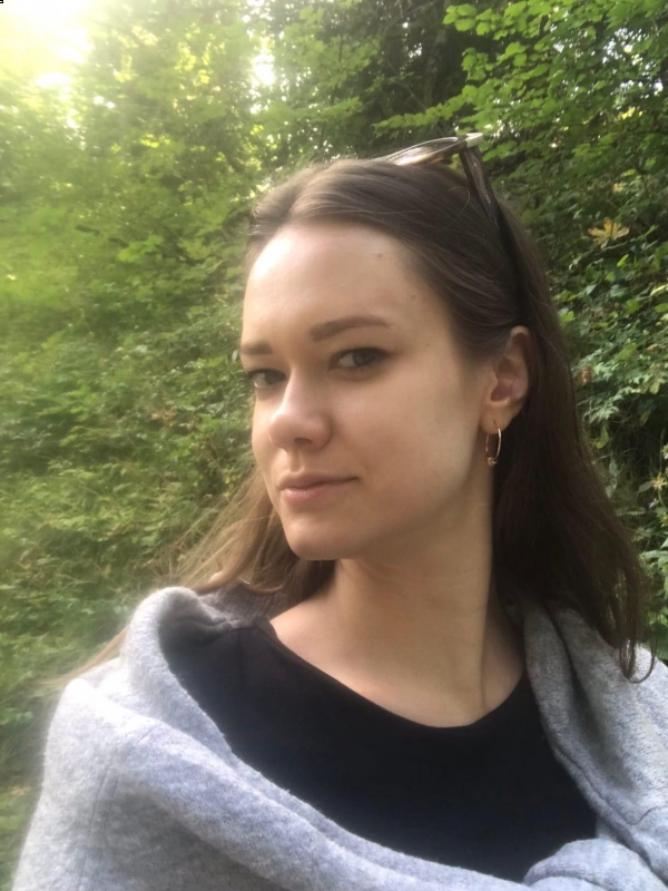 Photo de Evgeniya (Paris) / Réf. 92675 / Agence Amélie