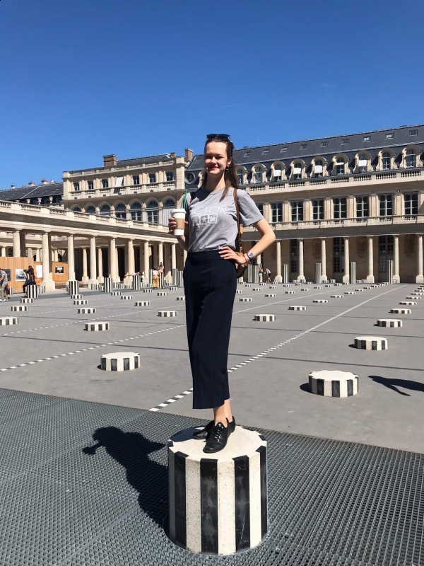 Photo de Evgeniya (Paris) / Réf. 92675 / Agence Amélie
