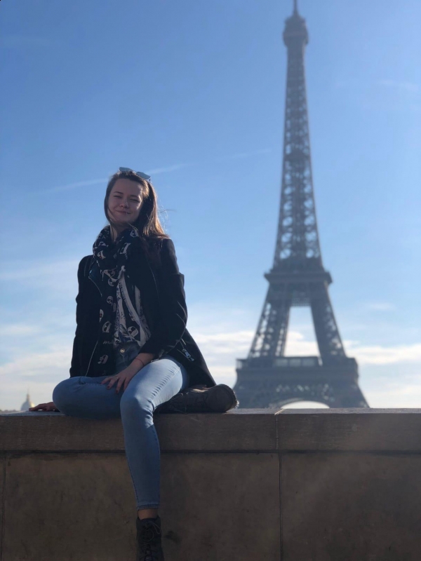 Photo de Evgeniya (Paris) / Réf. 92675 / Agence Amélie