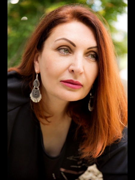 Alla (Nancy) / Réf. 92676 / Adhérente Agence Amélie