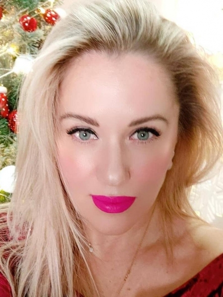 Natalia / Réf. 92690 / Adhérente Agence Amélie