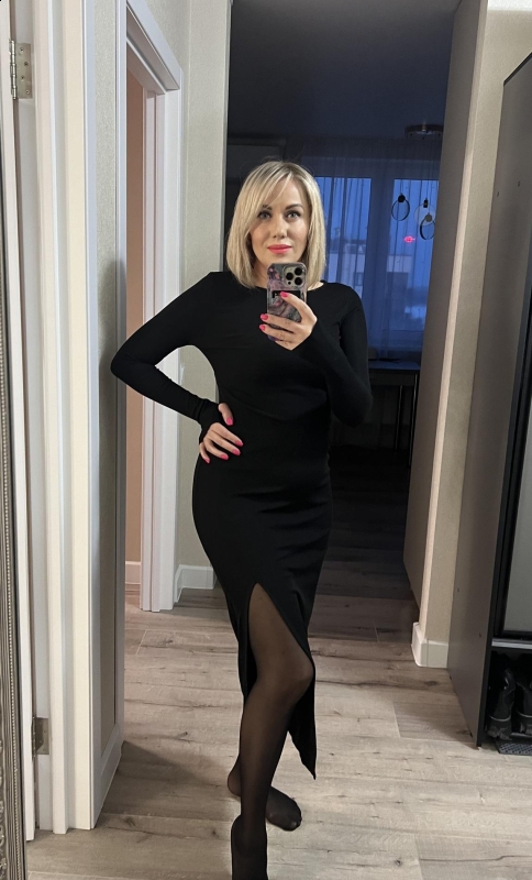 Photo de Natalia / Réf. 92690 / Agence Amélie