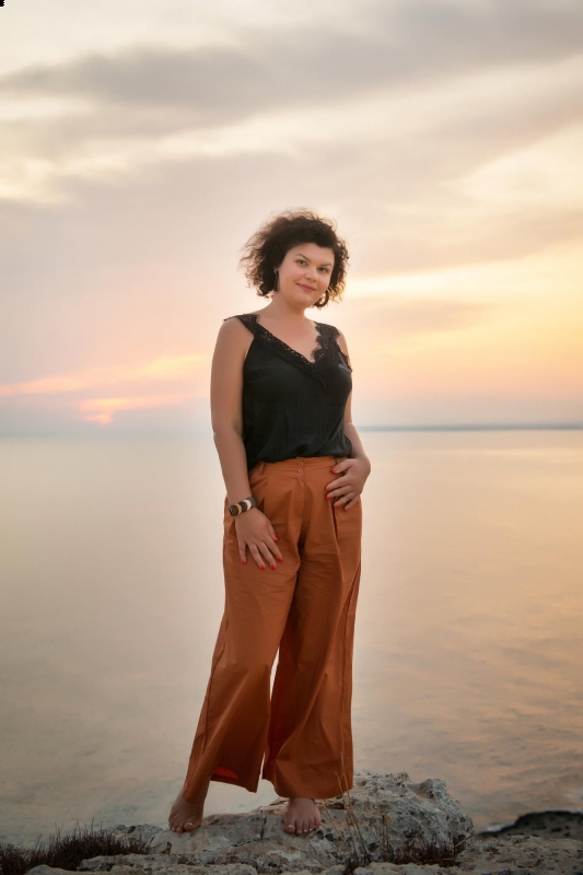 Photo de Yuliia (Pays-Bas) / Réf. 92689 / Agence Amélie