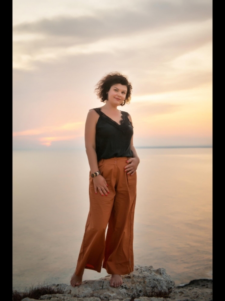 Yuliia (Pays-Bas) / Réf. 92689 / Adhérente Agence Amélie