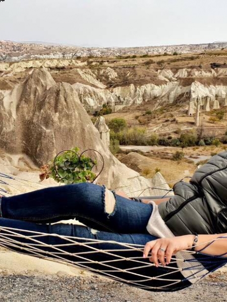 Yuliia (Pays-Bas) / Réf. 92689 / Adhérente Agence Amélie