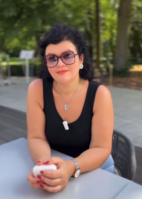 Photo de Yuliia (Pays-Bas) / Réf. 92689 / Agence Amélie