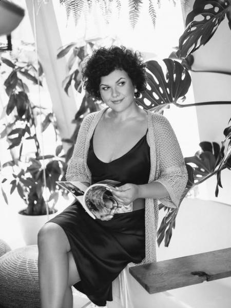 Yuliia (Pays-Bas) / Réf. 92689 / Adhérente Agence Amélie