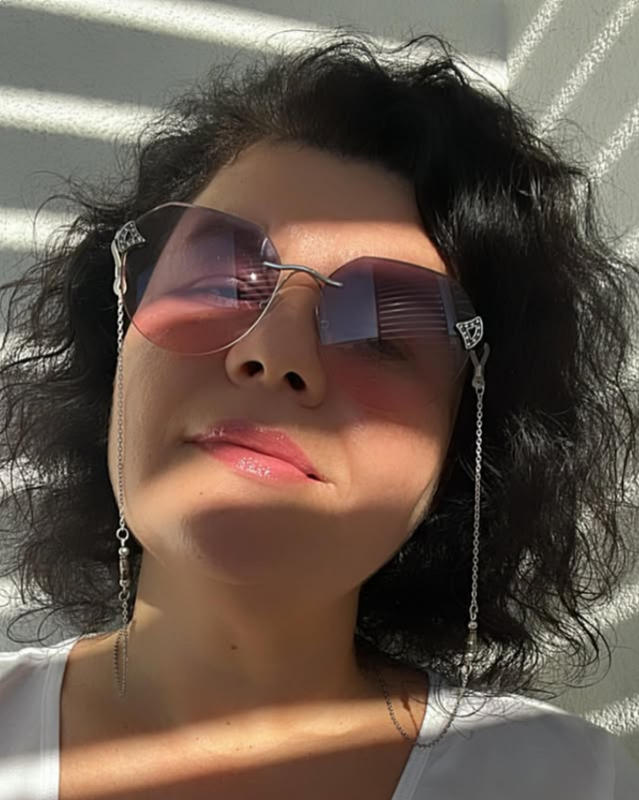 Photo de Yuliia (Pays-Bas) / Réf. 92689 / Agence Amélie