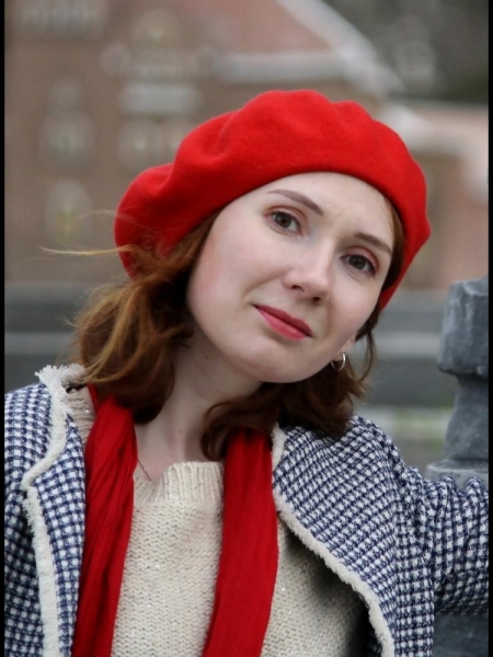 Olga / Réf. 92703 / Adhérente Agence Amélie