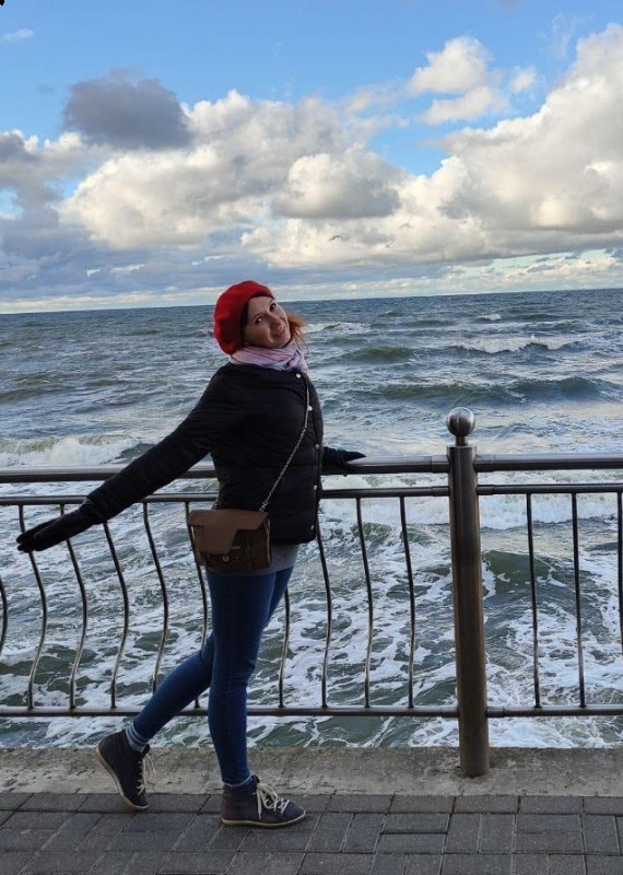 Photo de Olga / Réf. 92703 / Agence Amélie