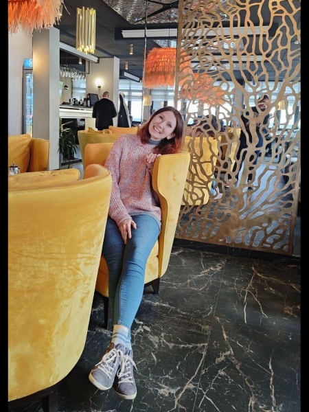 Olga / Réf. 92703 / Adhérente Agence Amélie