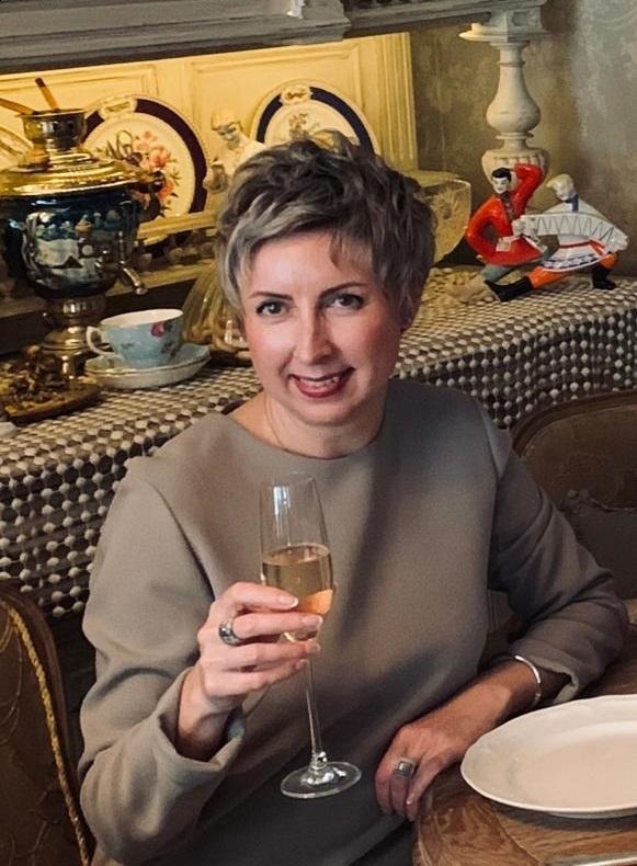 Photo de Olena (Bruxelles) / Réf. 92704 / Agence Amélie