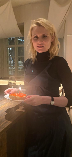 Photo de Anna  / Réf. 92705 / Agence Amélie