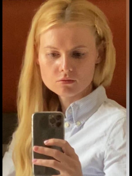 Anna  / Réf. 92705 / Adhérente Agence Amélie