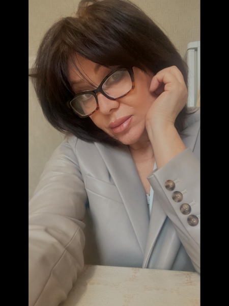 Marina / Réf. 92709 / Adhérente Agence Amélie