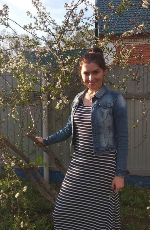 Photo de Yulia / Réf. 92714 / Agence Amélie