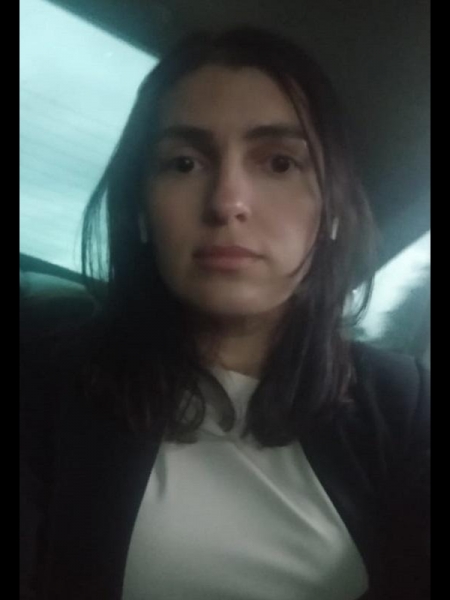 Yulia / Réf. 92714 / Adhérente Agence Amélie