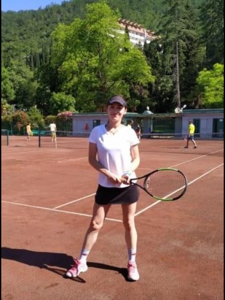 Yulia / Réf. 92714 / Adhérente Agence Amélie