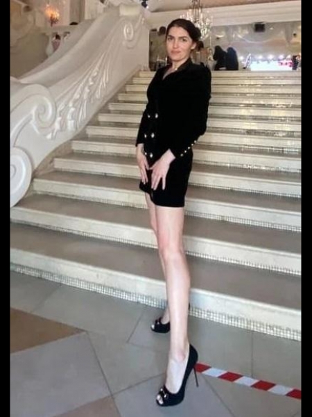 Yulia / Réf. 92714 / Adhérente Agence Amélie