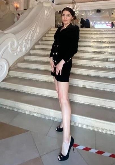 Photo de Yulia / Réf. 92714 / Agence Amélie