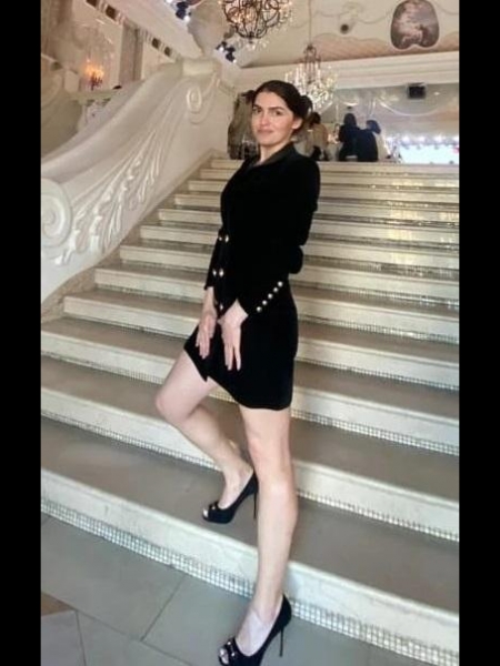 Yulia / Réf. 92714 / Adhérente Agence Amélie