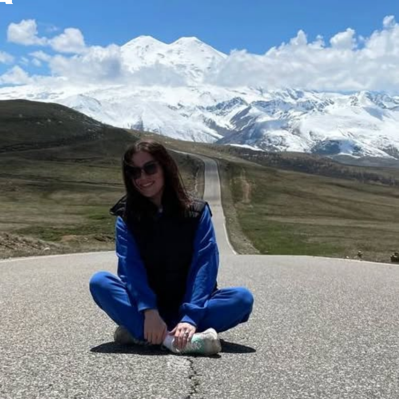 Photo de Yulia / Réf. 92714 / Agence Amélie