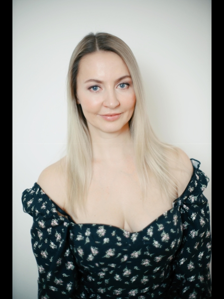 Anna (Metz) / Réf. 92721 / Adhérente Agence Amélie