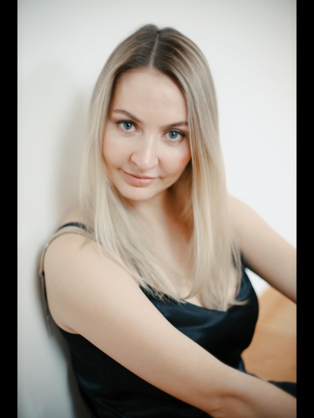 Anna (Metz) / Réf. 92721 / Adhérente Agence Amélie